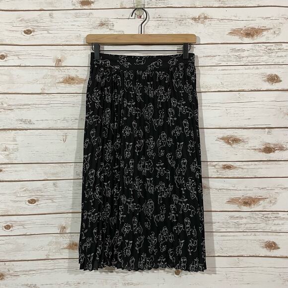a new day X Vital Voices Face Print Pleated Skirt - Black - XS - Picture 5 of 9